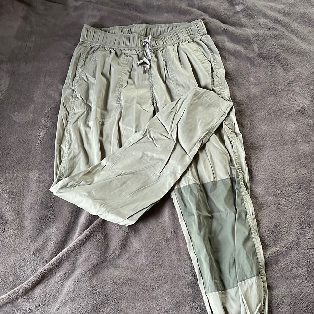 Burton joggers